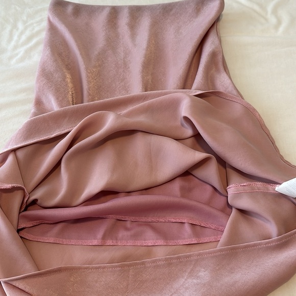 NWOT Forgotten Grace Silk Midi Skirt with Elastic Waistband in Rose Pink Size S - Picture 8 of 10